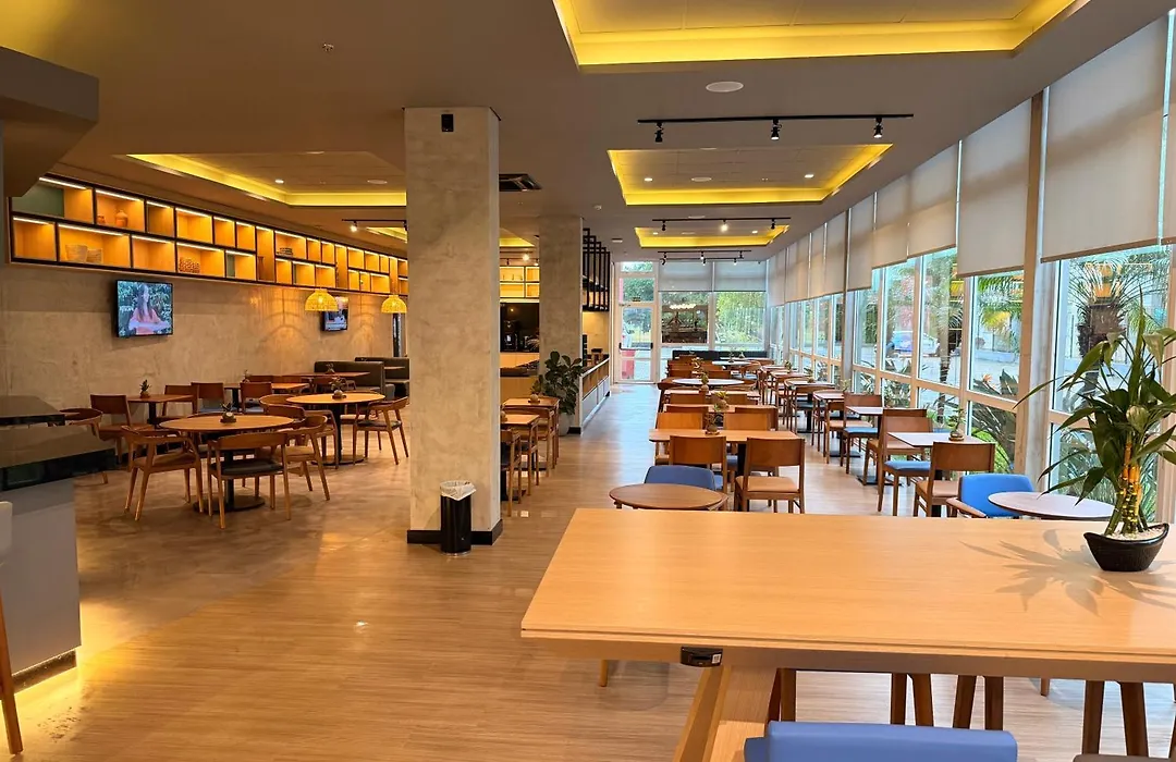 Ibis Canoas Shopping-1