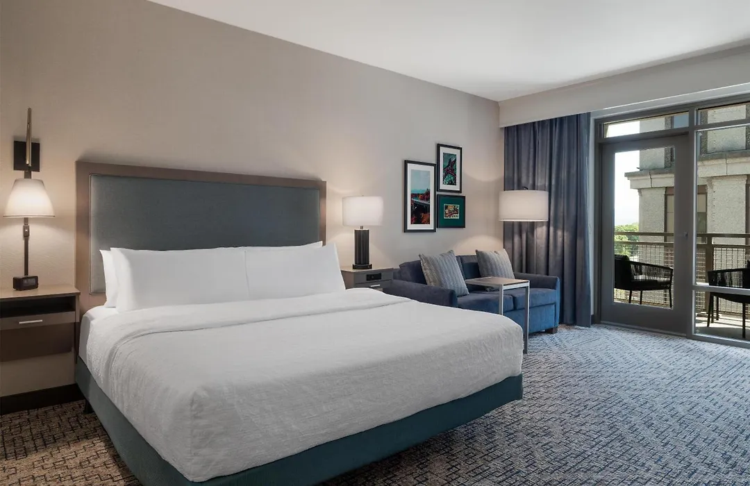 Hampton Inn & Suites - Roanoke-Downtown, Va-1