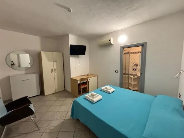 Petite Maison - Petits Appartements-1