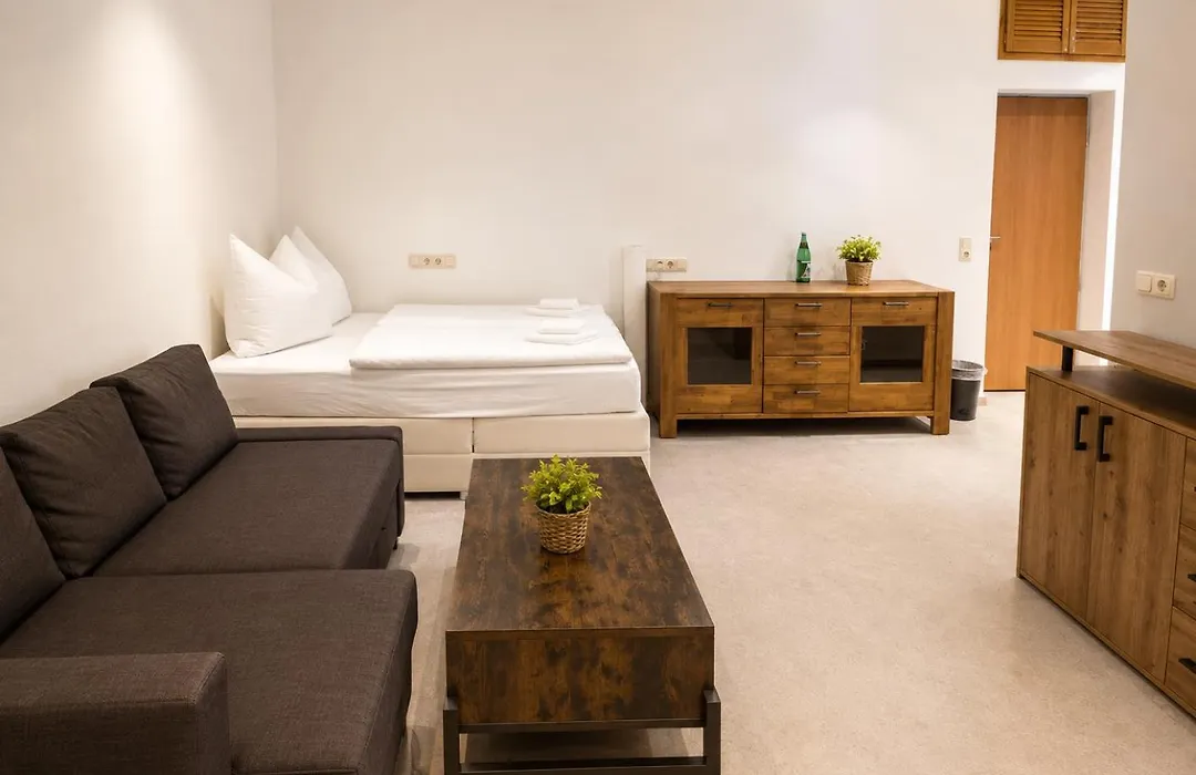 Hotel Steinerne Renne Garni-1