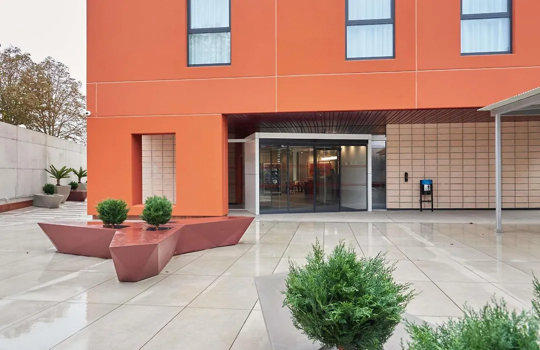 Ibis Budget Vitoria Gasteiz-1