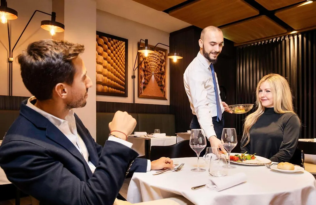 Novotel Parma Centro-1