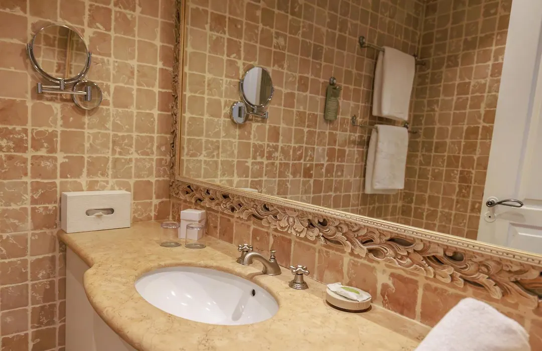 Hotel La Villa Sainte Valerie Adults Only-1
