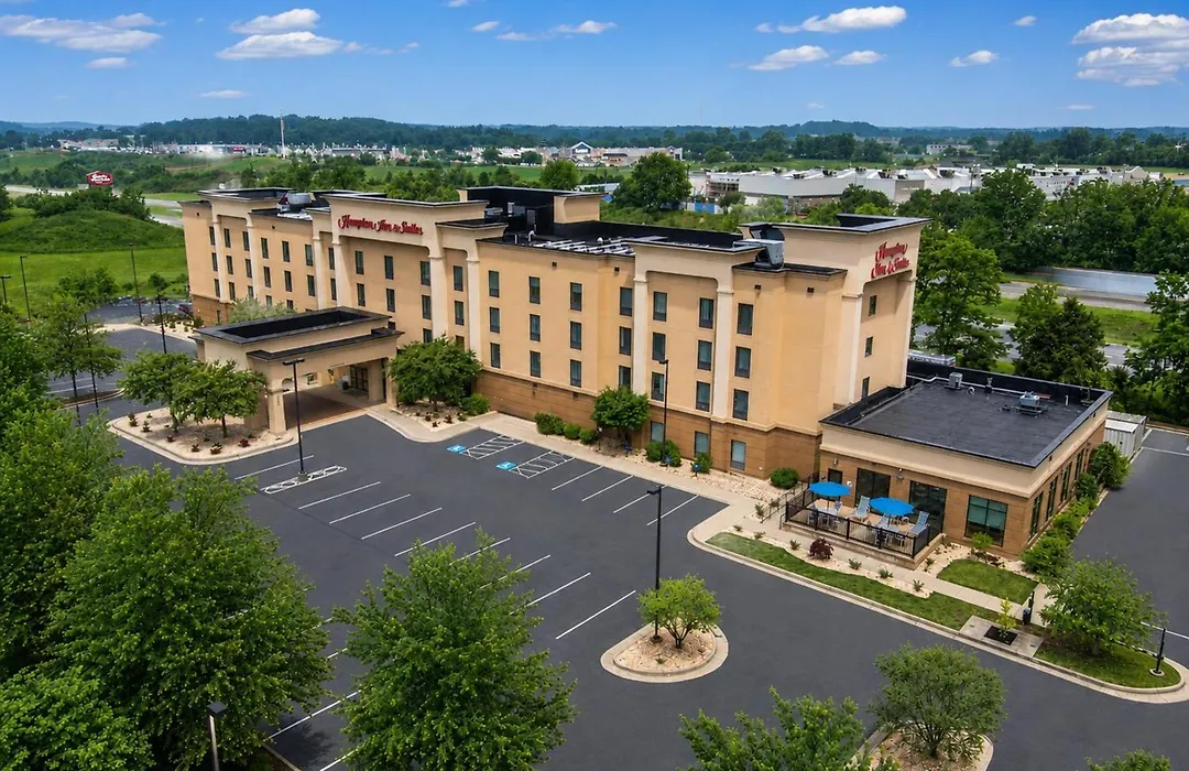 Hampton Inn And Suites Woodstock, Virginia-1