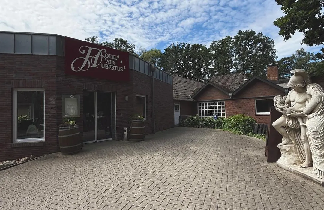 Hotel Haus Hubertus-1