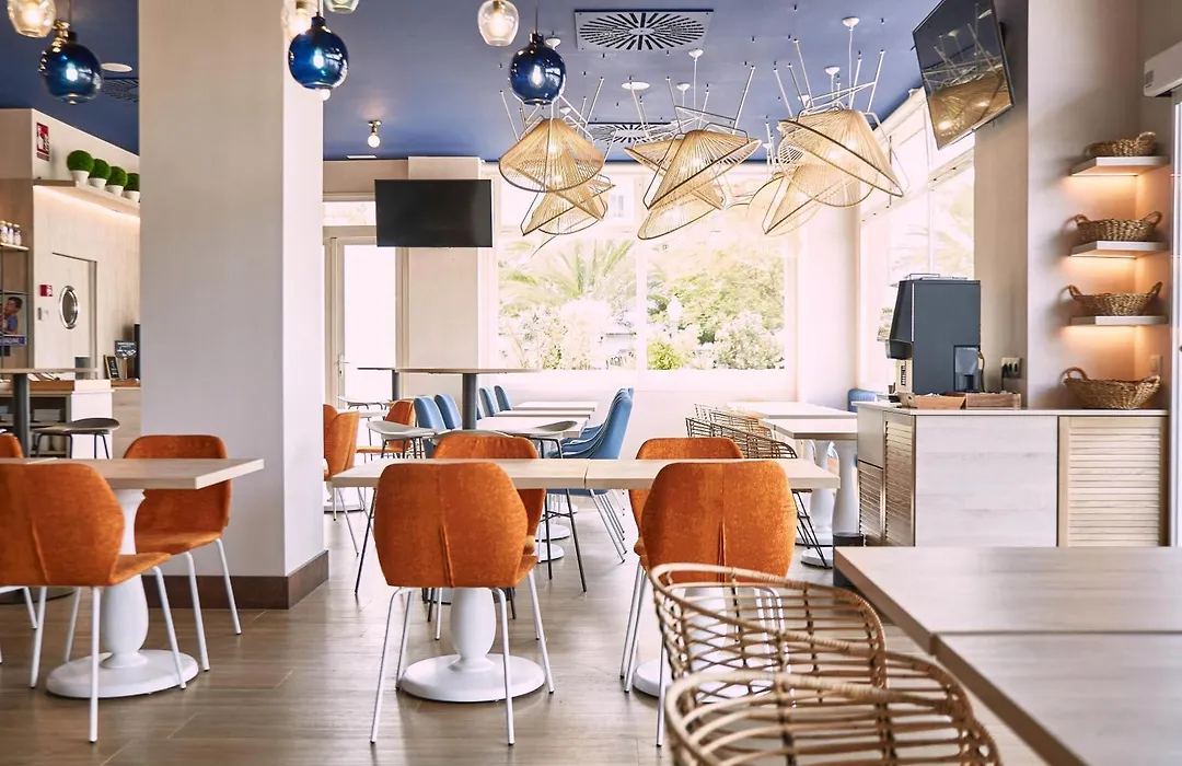 Ibis Elche-1
