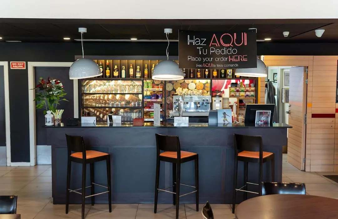 Ibis Barcelona Mollet-1