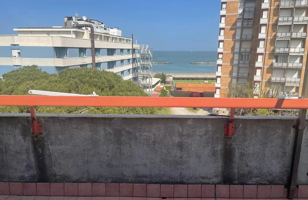Apartament 2 Bedroom With One Bathroom And Penthouse Apartament 3 Bedroom And 2 Bathroom Included With Umbrella And Sunbeds-1