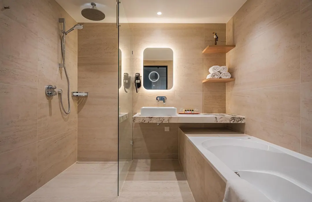 Van der Valk Hotel Emmen-1