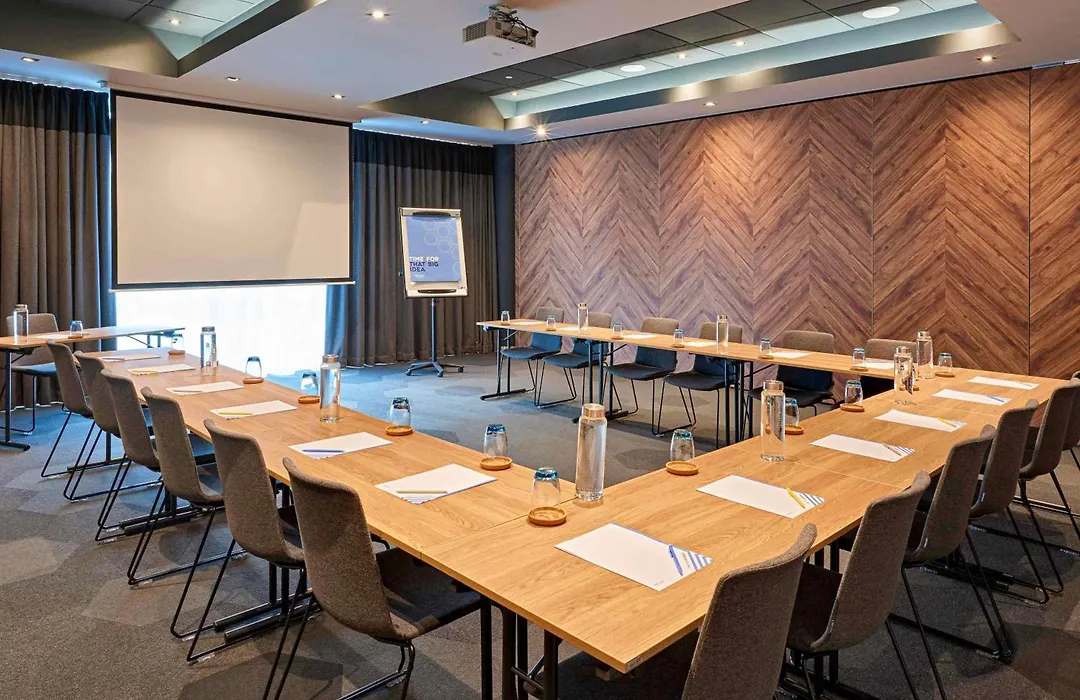 Novotel Edinburgh Park-1