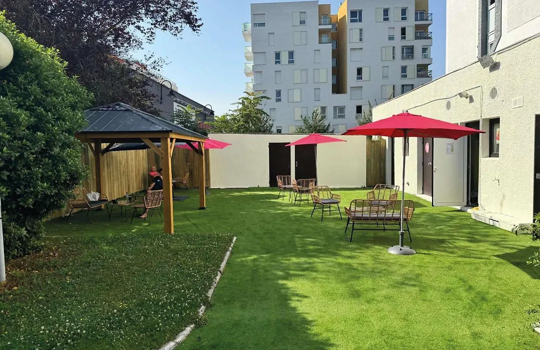 Ibis Styles Paris Saint Denis La Plaine-1