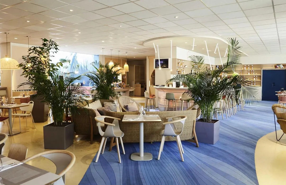 ibis Styles Toulon Centre Port-1