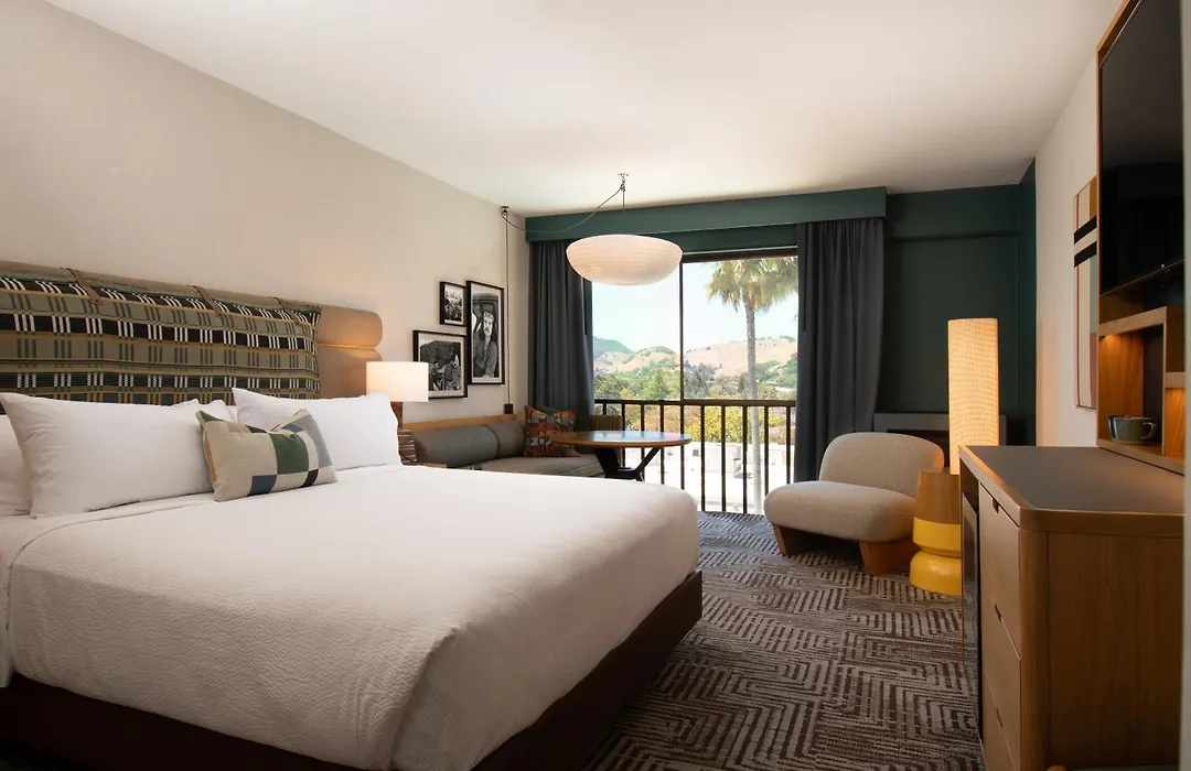 Marin Hilltop Hotel-1