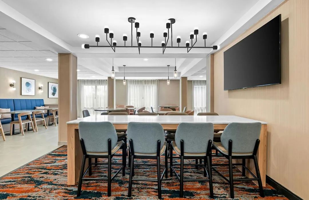 Fairfield Inn And Suites By Marriott Gadsden-1