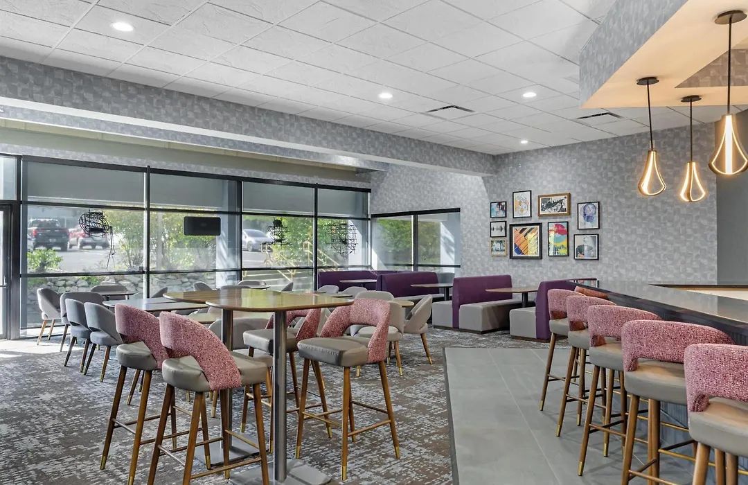Best Western Plus Downtown Tacoma-1