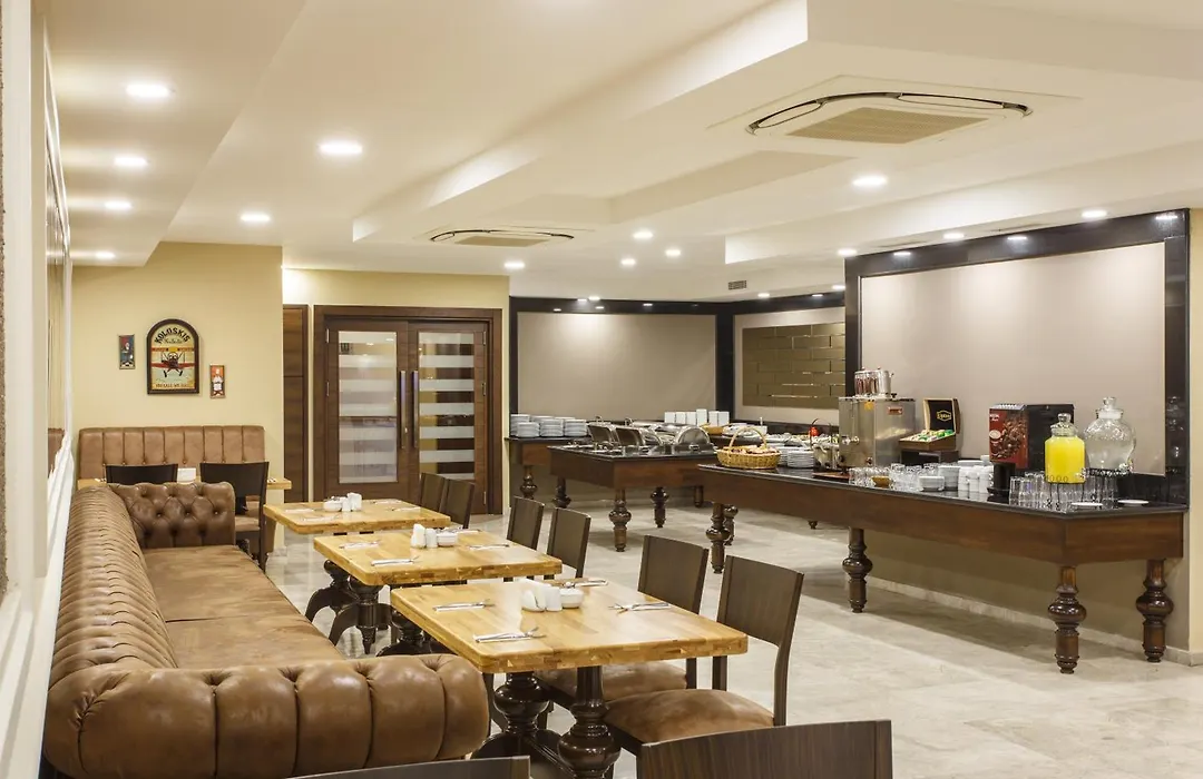 Antroyal Hotel-1