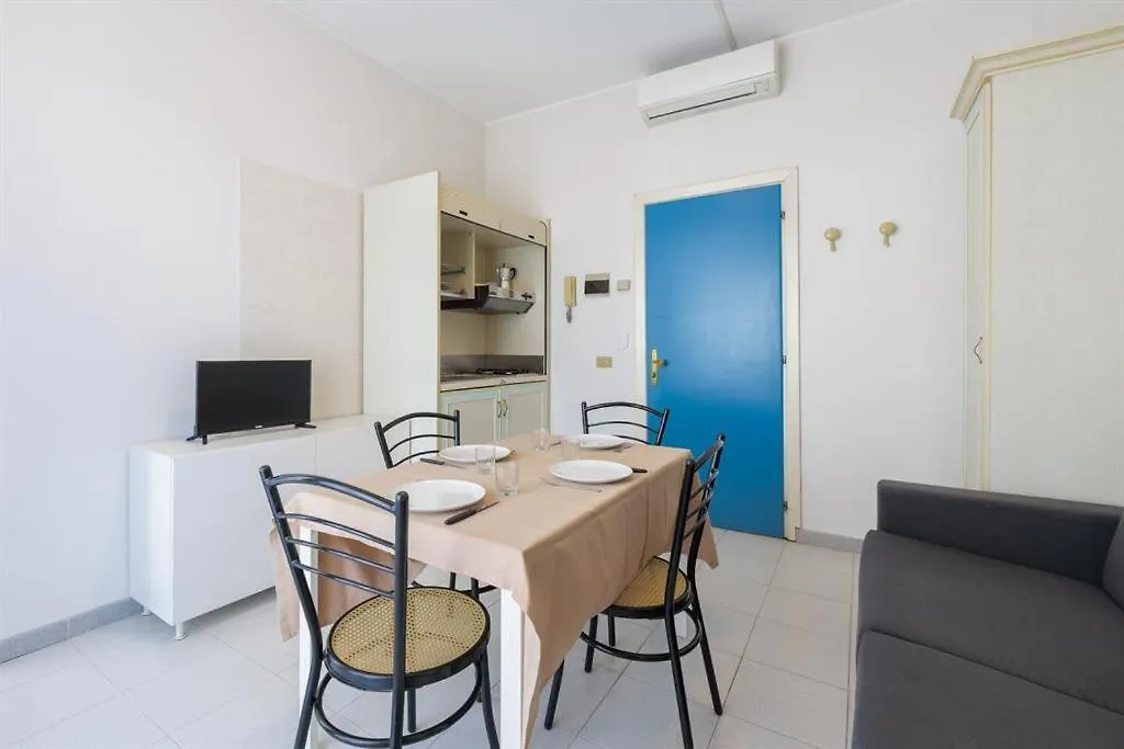 Hotel Residence Mediterraneo-1