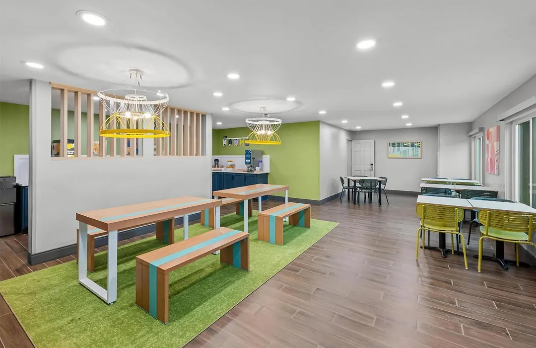 Spark By Hilton Brunswick-1