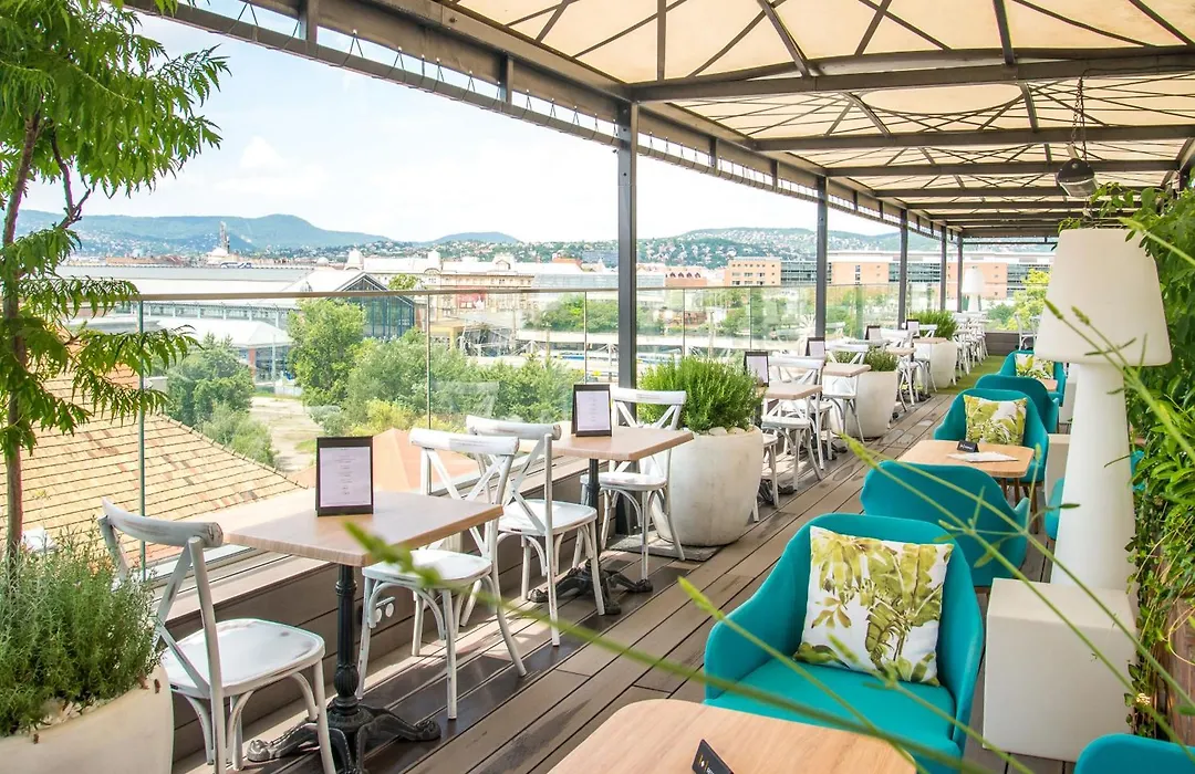 Mystery Hotel Budapest, Preferred Hotels & Resorts-1