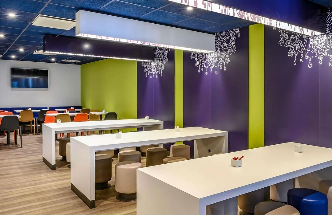 ibis budget Saint-Étienne Centre Gare Châteaucreux-1