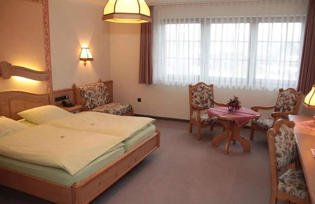 Hotel Zum Walde-1