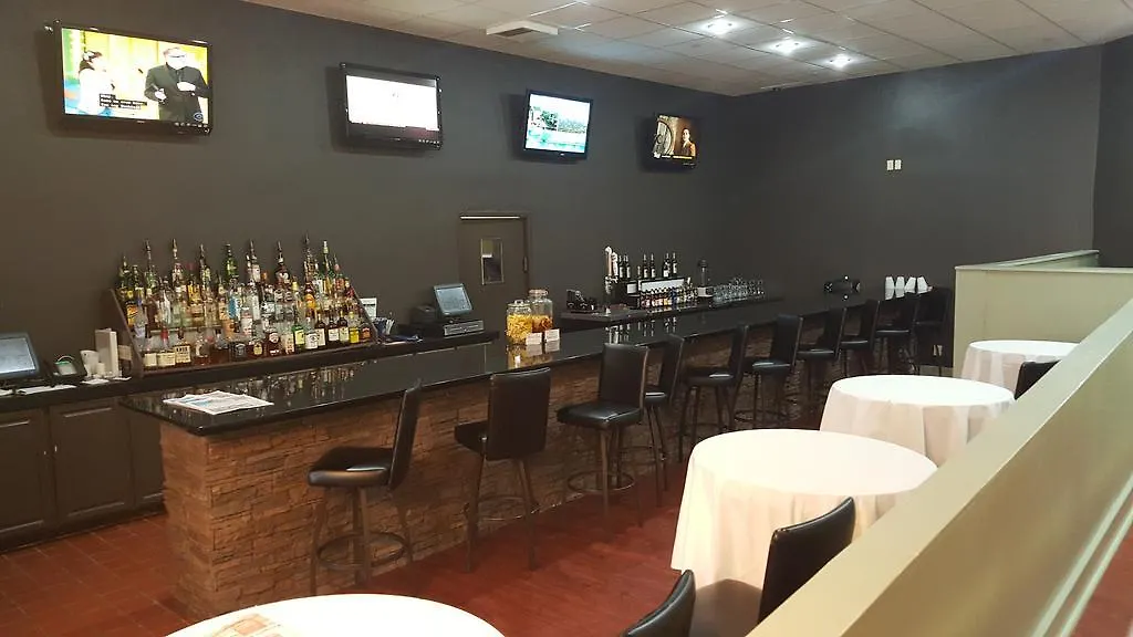 Wyndham Garden Lafayette-1