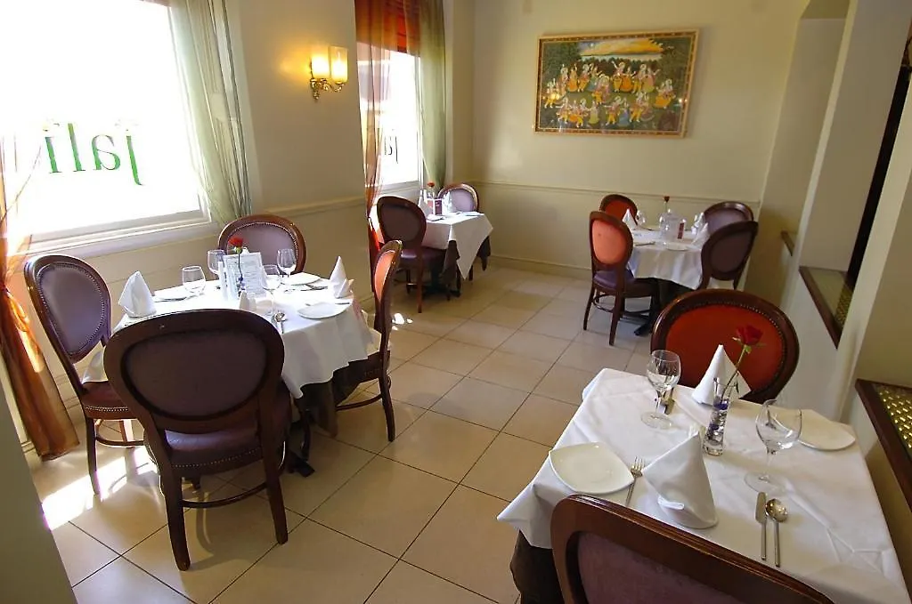 Chatsworth Hotel-1