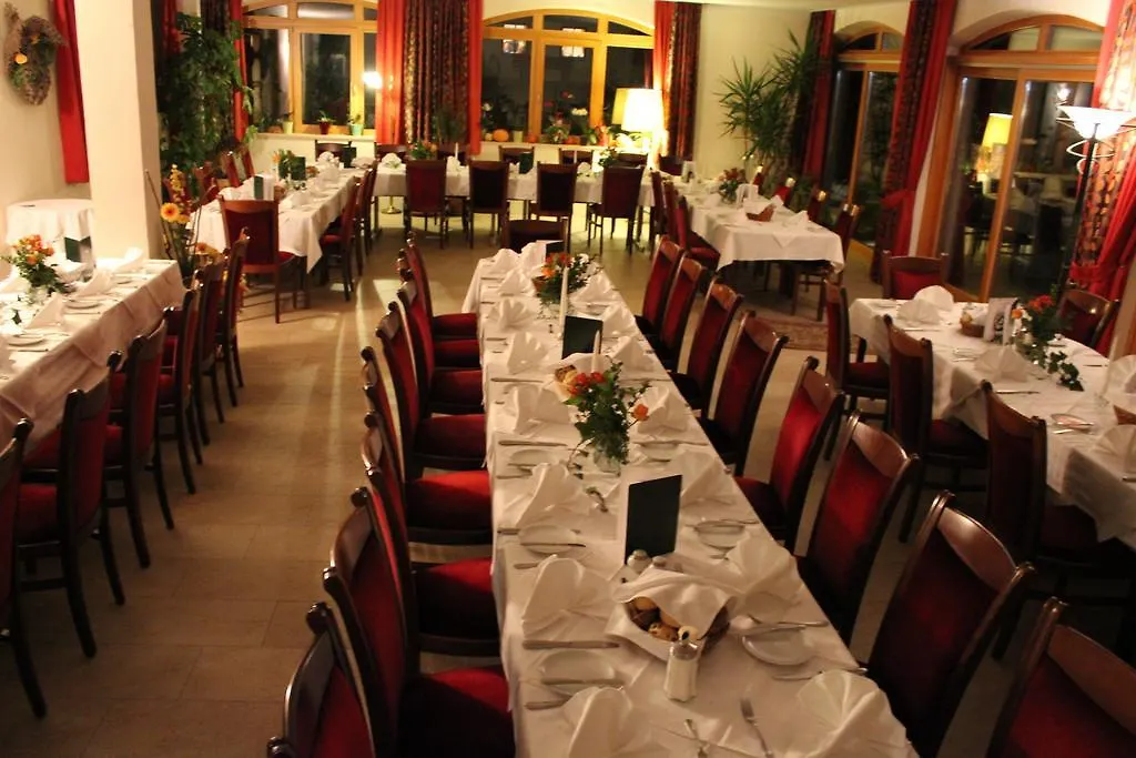Landgasthaus&Hotel Kurfer Hof-1