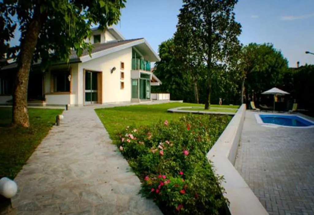 Villa Magnolie-1