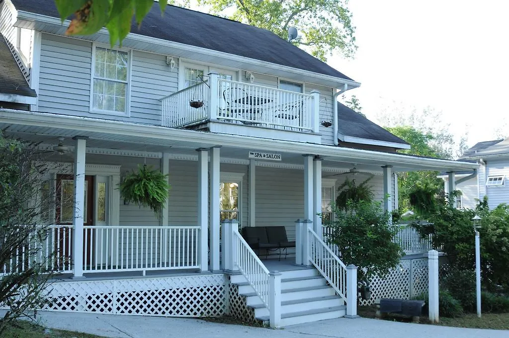 Acorn Hill Lodge And Spa-1