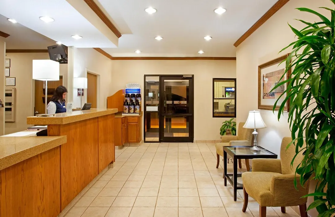 Baymont By Wyndham Merrillville-1
