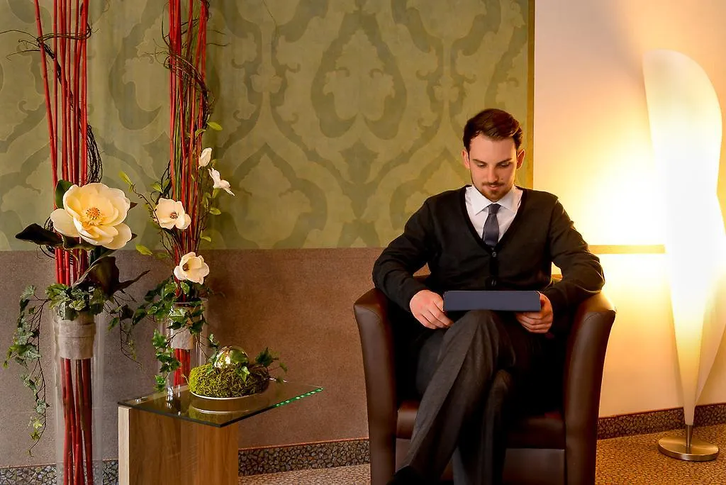 Hotel am Brenner-1