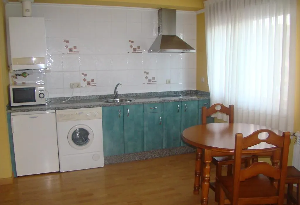 Apartamentos Peña Mar-1