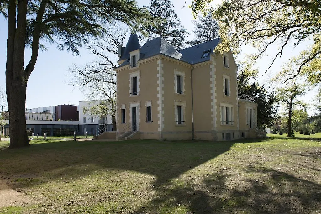 Domitys Le Château des Plans-1