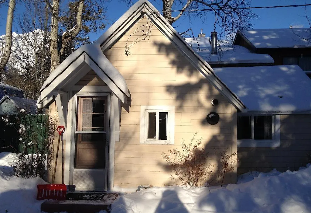 Holiday Lodge Cabins-1