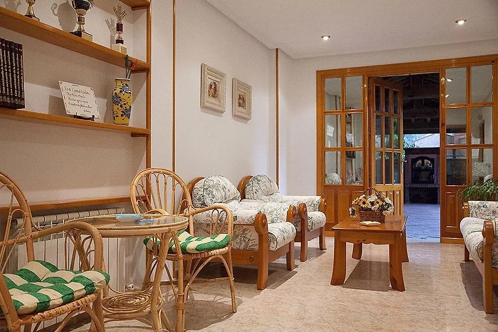 Hostal Vinuesa-1