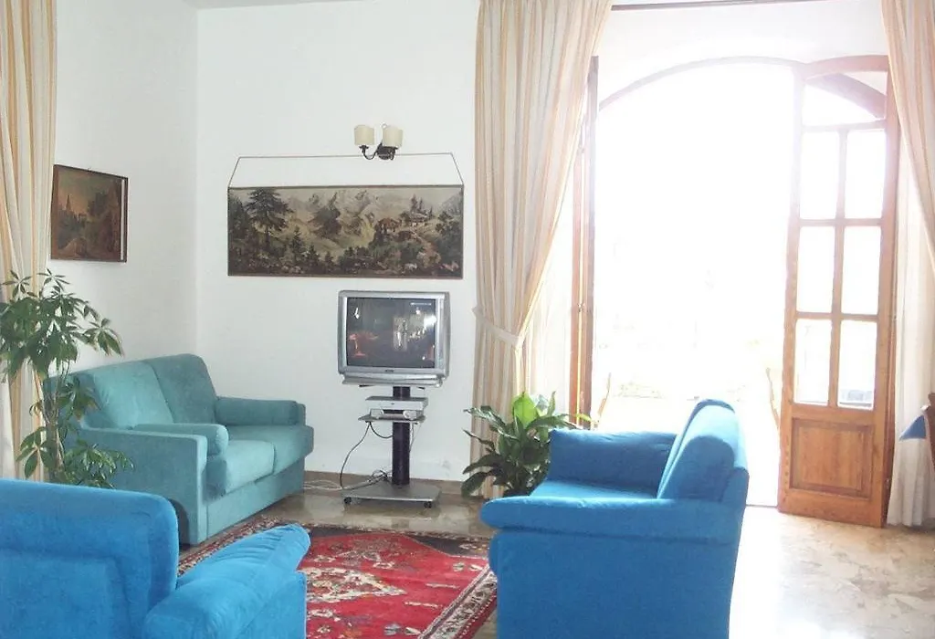 Residence Gnura Momma-1