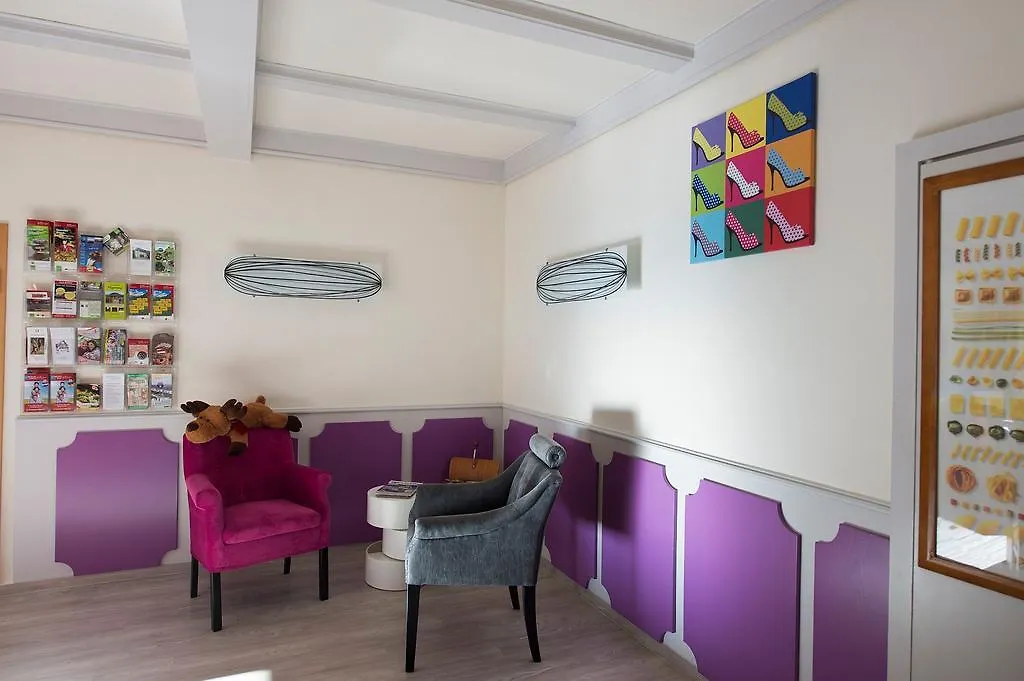 Hotel Elegant-1