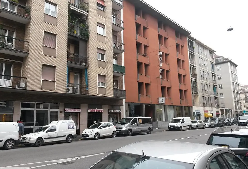 Hotel 38-1
