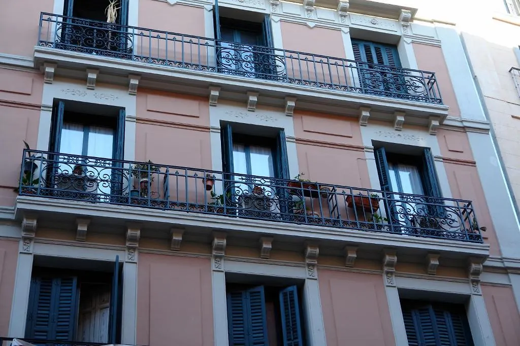 Hostal Dos Naciones-1
