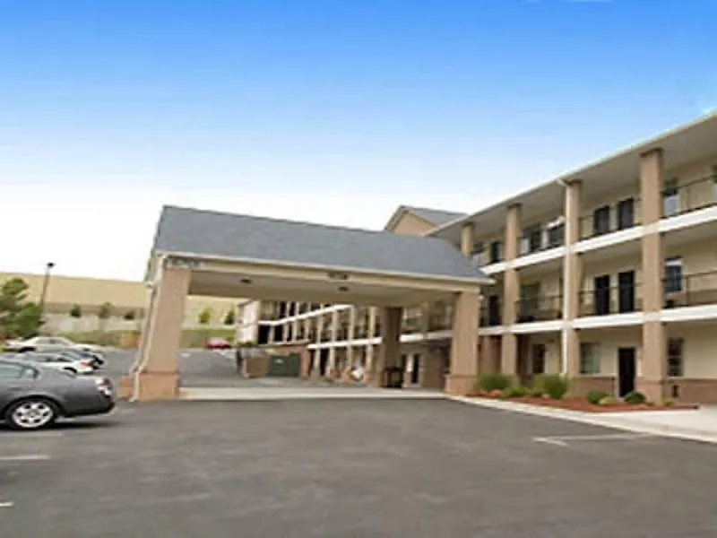 Garden Inn Hotel-1