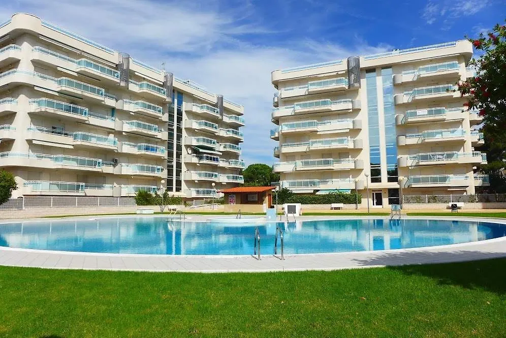 Rentalmar Larimar Apts-1