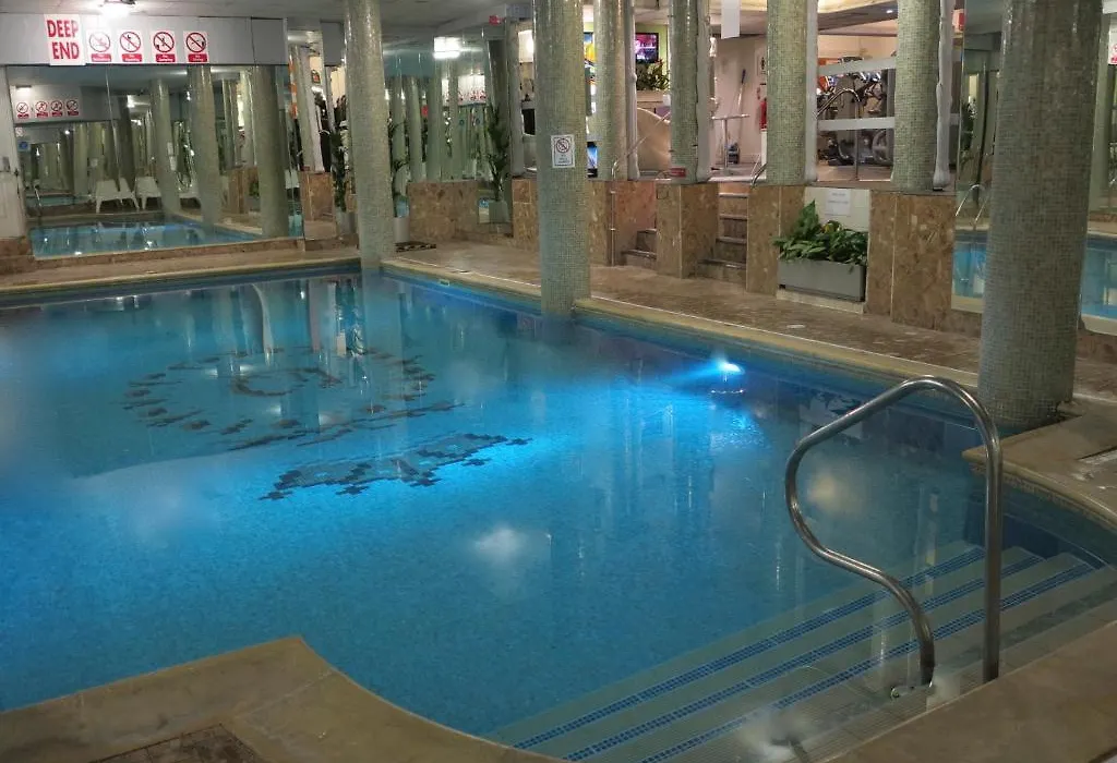 Queens Hotel&Spa-1