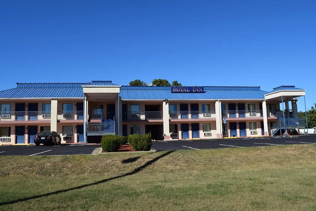 Royal Inn & Suites-1