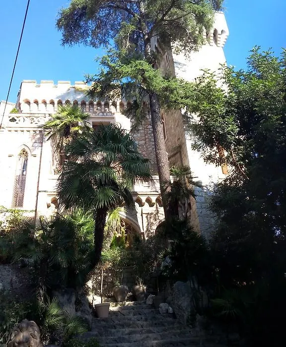 Villa Du Chateau-1