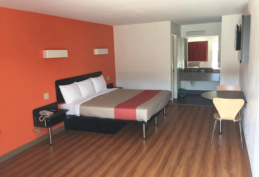 Motel 6-San Antonio, Tx - South Ih-10 East-1