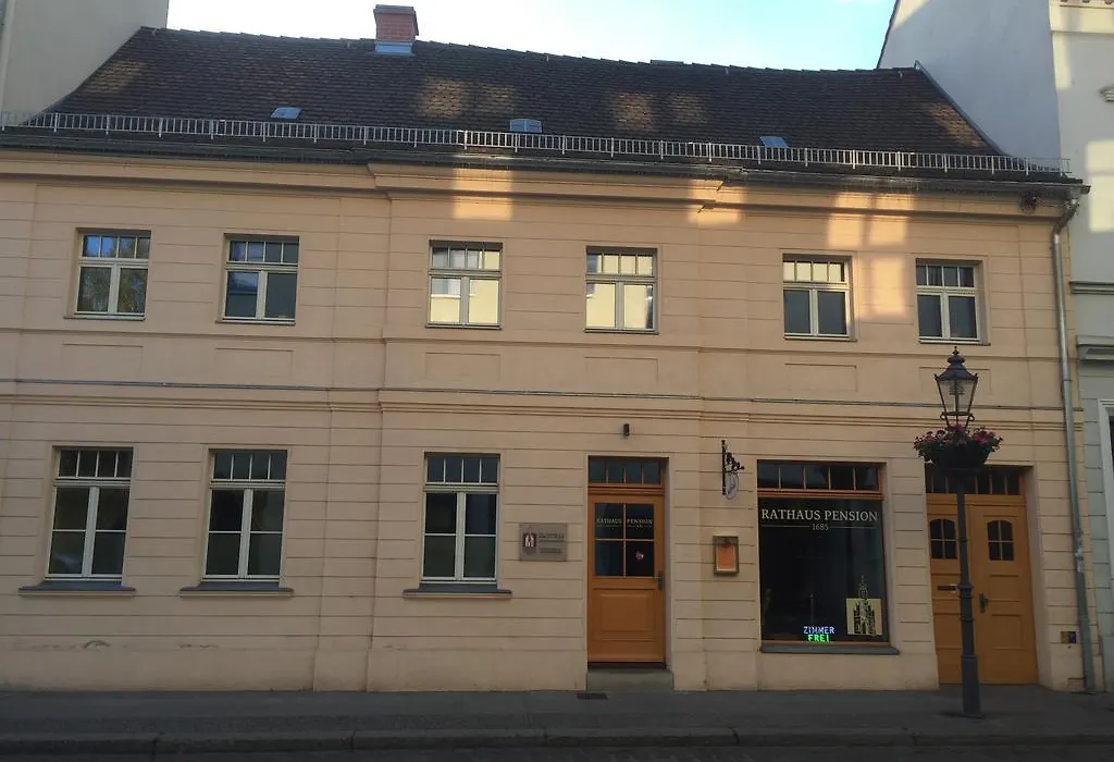 Rathaus-Pension 1685-1