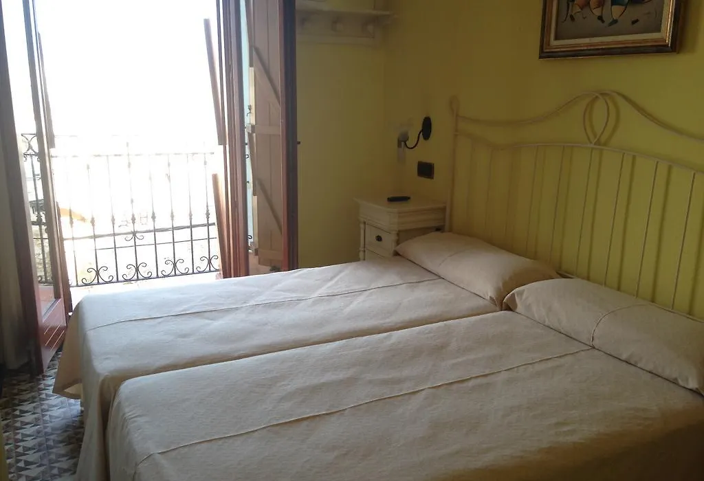 Hostal Aranda-1
