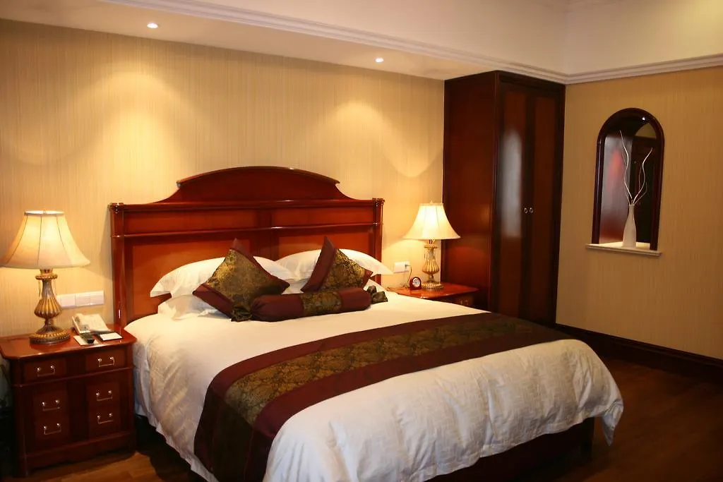 Astor House Hotel-1