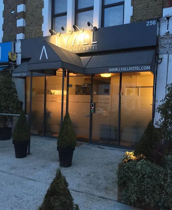 Lyall Apartment Hotel-1